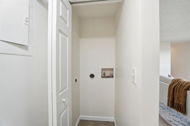 2458 Mustang Drive, Cincinnati, OH 45211