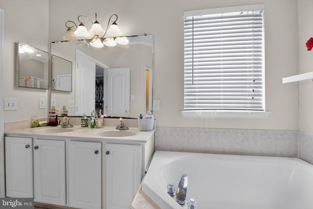 3301 TONY CT, Dumfries, VA 22026