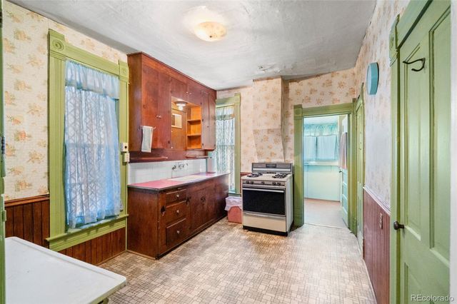 110 W Ellsworth Avenue, Denver, CO 80223
