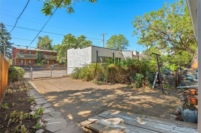110 W Ellsworth Avenue, Denver, CO 80223