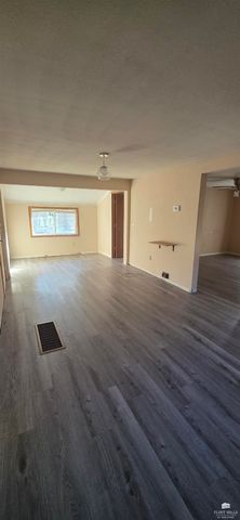 606 Oak Street, Wamego, KS 66547