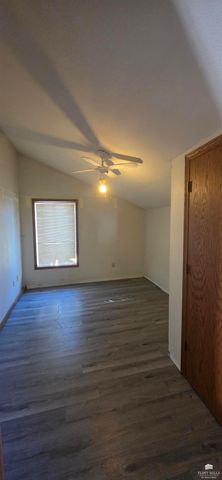 606 Oak Street, Wamego, KS 66547