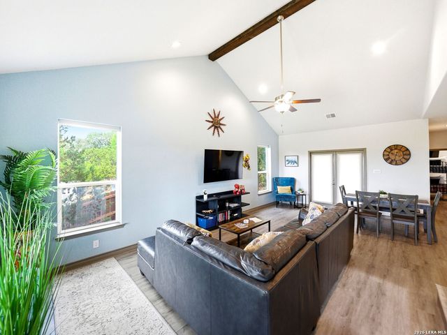 1528 Connie Drive, Canyon Lake, TX 78133