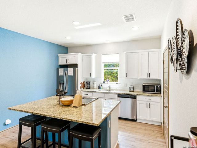 1528 Connie Drive, Canyon Lake, TX 78133