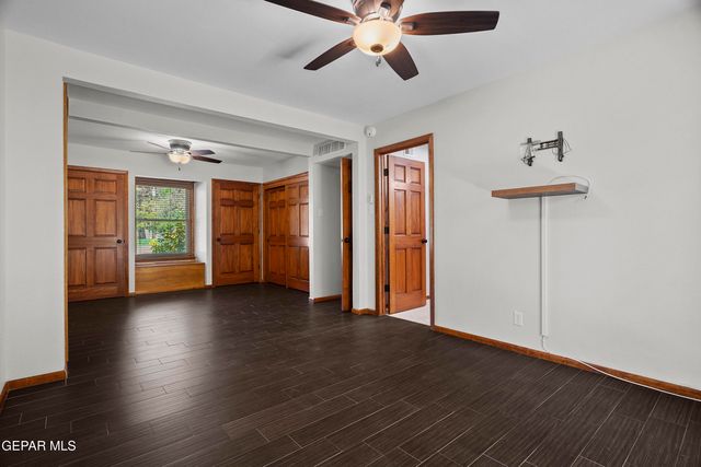 4279 BOY SCOUT Lane, El Paso, TX 79922