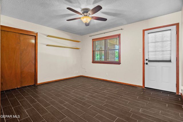 4279 BOY SCOUT Lane, El Paso, TX 79922