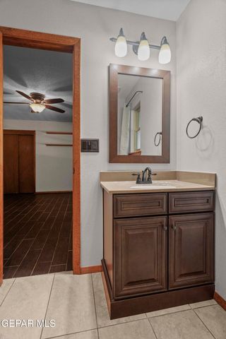 4279 BOY SCOUT Lane, El Paso, TX 79922