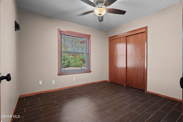 4279 BOY SCOUT Lane, El Paso, TX 79922