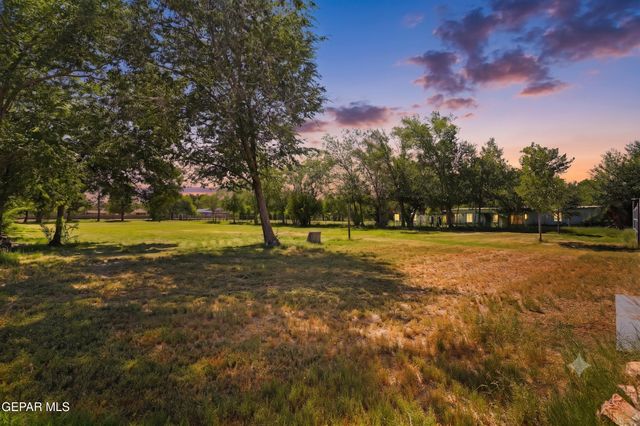 4279 BOY SCOUT Lane, El Paso, TX 79922