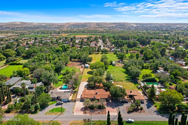 4279 BOY SCOUT Lane, El Paso, TX 79922