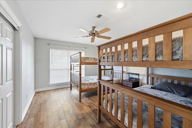 510 Country Lane, Bridge City, TX 77611