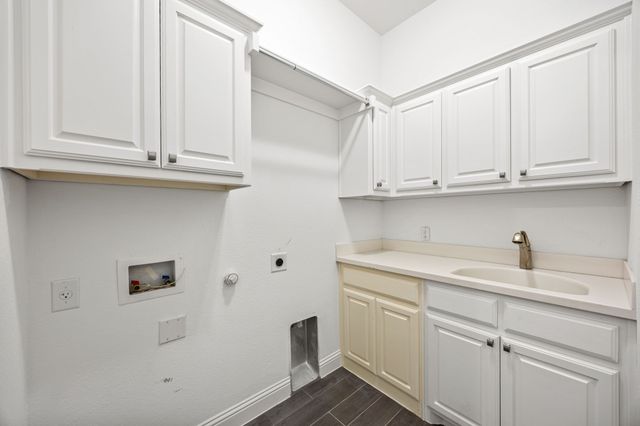 3040 Dunverny, The Colony, TX 75056