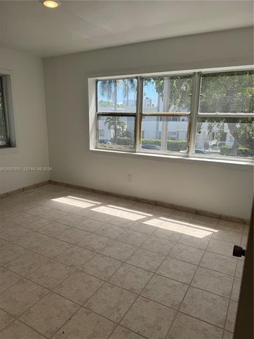 7300 Harding Ave 21, Miami Beach, FL 33141