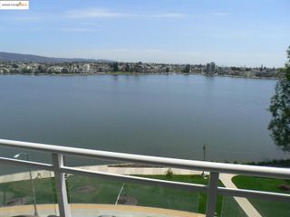 1 Lakeside 1006, Oakland, CA 94612