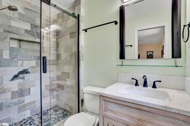 205 Oxmoor Drive, Anderson, SC 29625