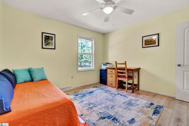 205 Oxmoor Drive, Anderson, SC 29625