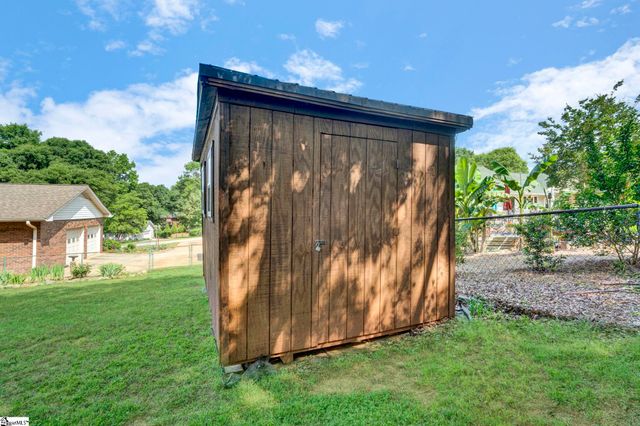 205 Oxmoor Drive, Anderson, SC 29625
