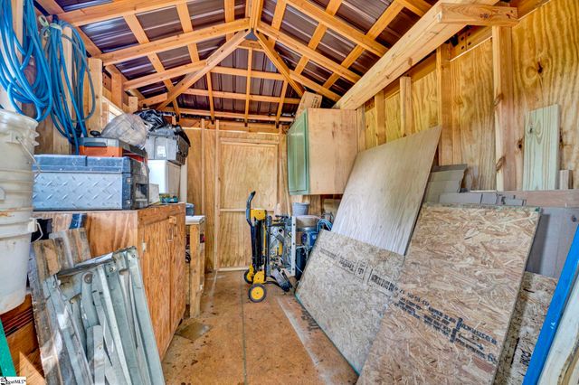 205 Oxmoor Drive, Anderson, SC 29625