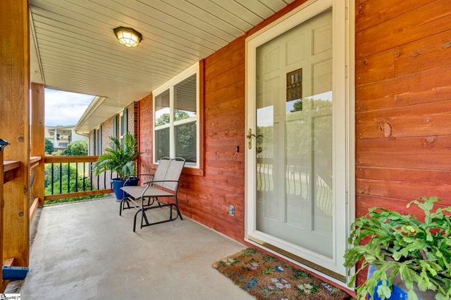 205 Oxmoor Drive, Anderson, SC 29625