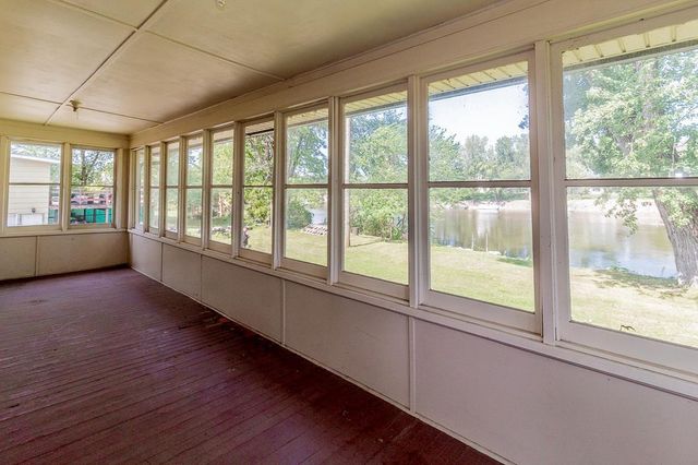 211 E WOLF RIVER AVENUE, New London, WI 54961