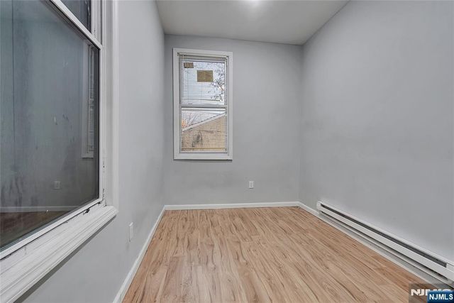 90 Park Avenue, Paterson, NJ 07501