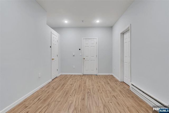 90 Park Avenue, Paterson, NJ 07501