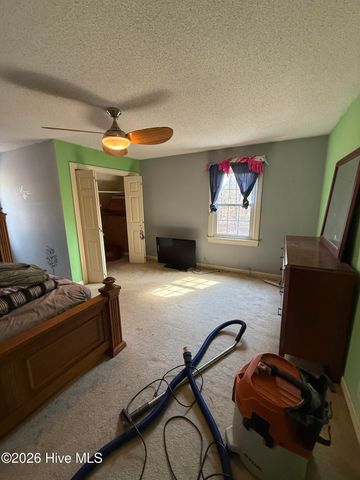 1390 Foster Road, Grimesland, NC 27837