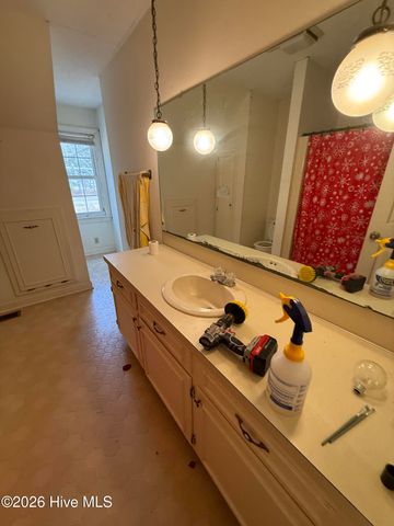 1390 Foster Road, Grimesland, NC 27837