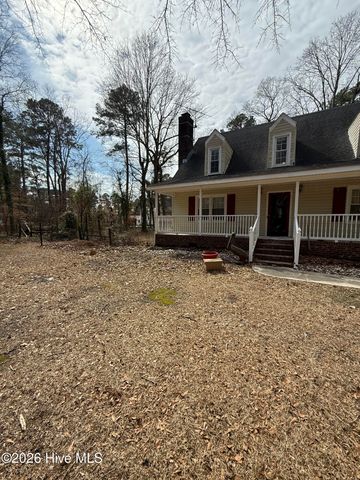 1390 Foster Road, Grimesland, NC 27837