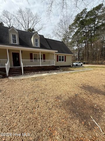 1390 Foster Road, Grimesland, NC 27837