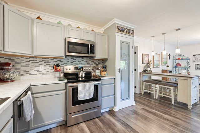 7623 Highway 100, Bon Aqua, TN 37025