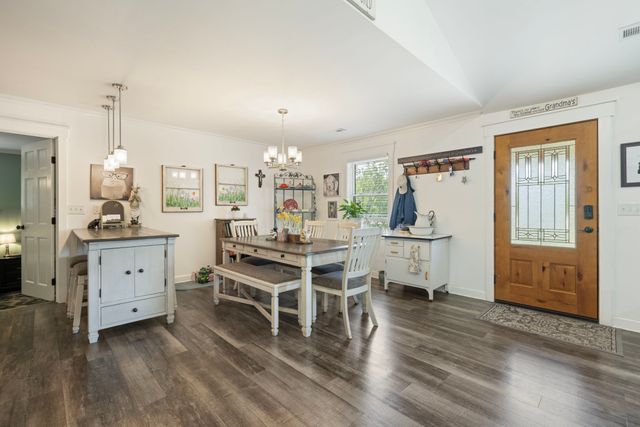 7623 Highway 100, Bon Aqua, TN 37025