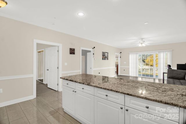 9047 Meadow Vista Road 104, Charlotte, NC 28213