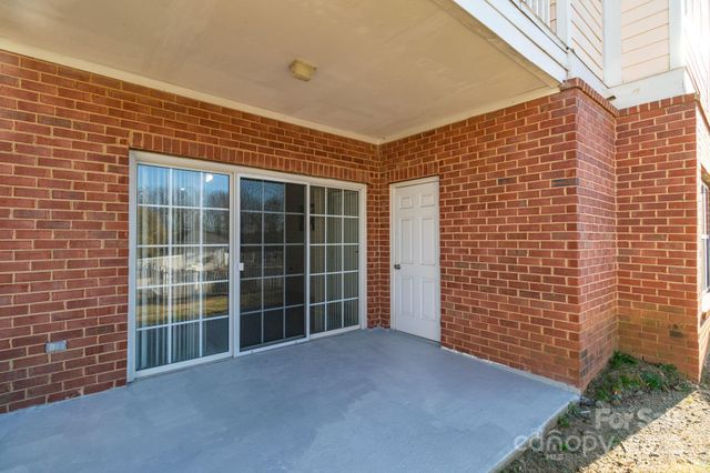 9047 Meadow Vista Road 104, Charlotte, NC 28213