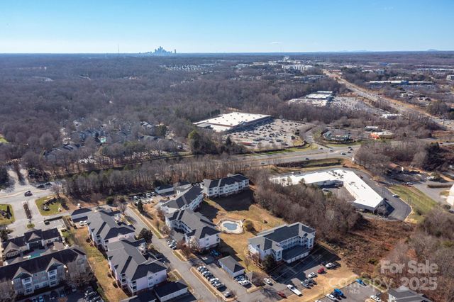 9047 Meadow Vista Road 104, Charlotte, NC 28213