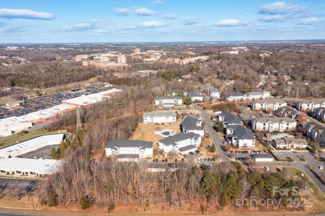 9047 Meadow Vista Road 104, Charlotte, NC 28213