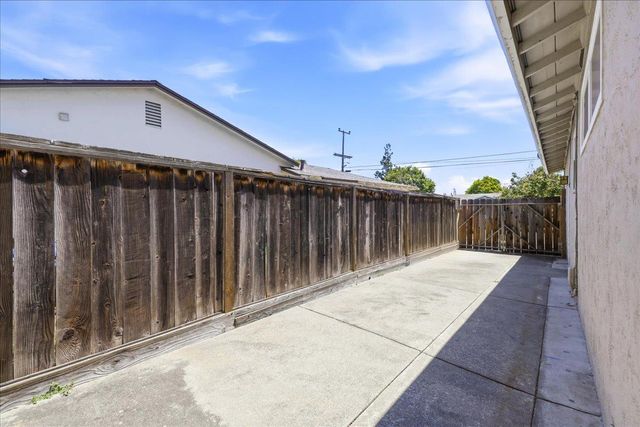 40208 Blanchard Street, Fremont, CA 94538