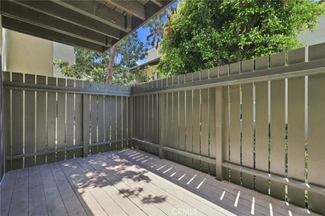 4812 Hollow Corner, Culver City, CA 90230