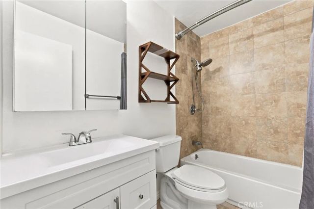 4812 Hollow Corner, Culver City, CA 90230