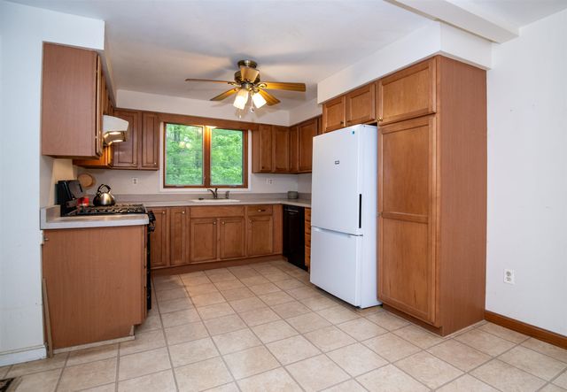 1529 Belmont Road, Mount Holly, VT 05730
