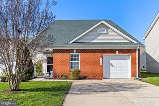 9135 CLUBHOUSE DR, Delmar, MD 21875