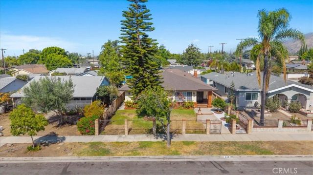 943 N Orange, Azusa, CA 91702