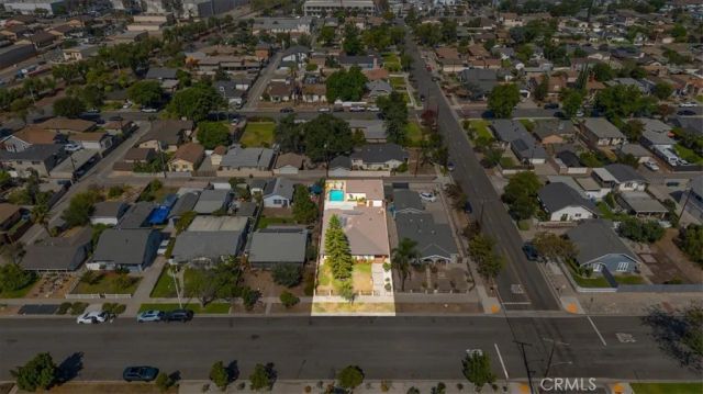 943 N Orange, Azusa, CA 91702