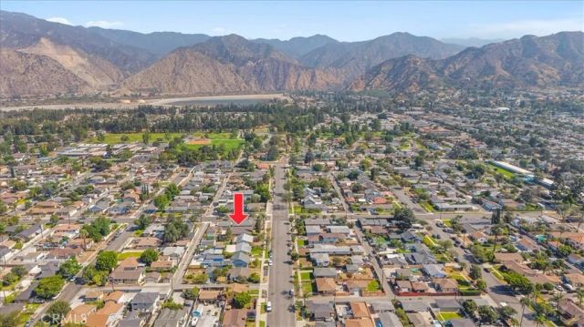 943 N Orange, Azusa, CA 91702