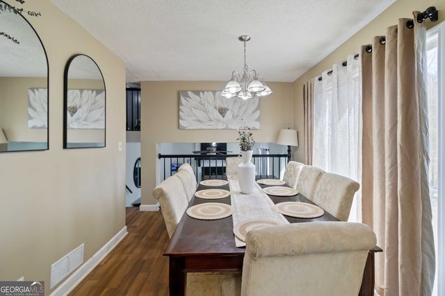 5009 Valley Court, Oakwood, GA 30566