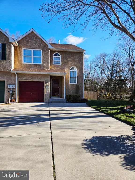 30 MEADOW CT, Sewell, NJ 08080