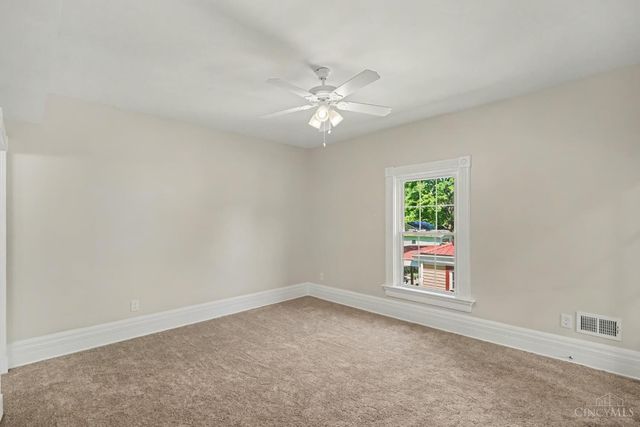 5809 Lathrop Place, Cincinnati, OH 45224