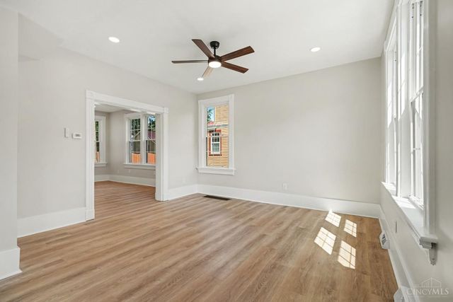 5809 Lathrop Place, Cincinnati, OH 45224