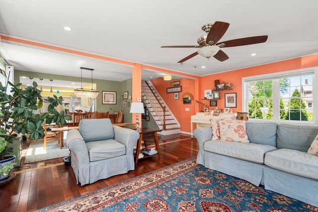 29 Pearl St, Natick, MA 01760