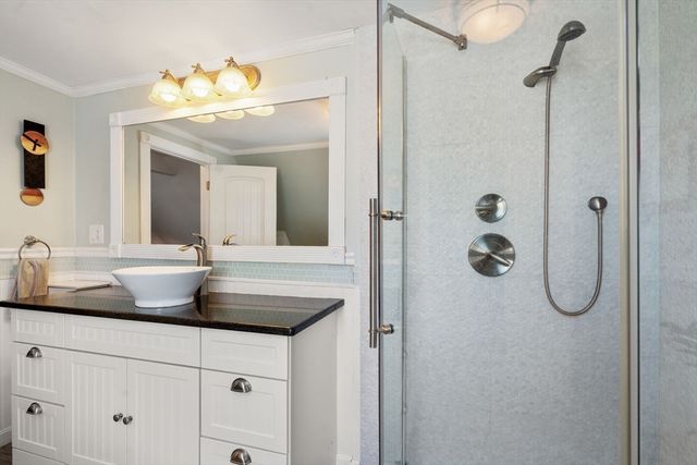 29 Pearl St, Natick, MA 01760